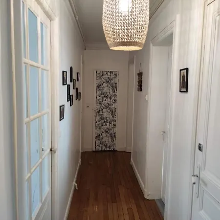 Apartment Chez Apolline - Vue Cathedrale - Hyper Centre Reims