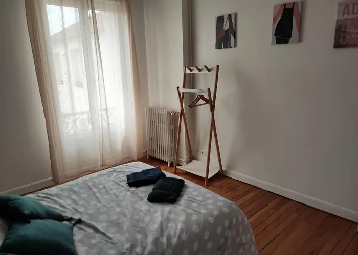 Chez Apolline - Vue Cathedrale - Hyper Centre Апартаменты *